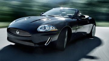 Illustration for article titled 2014 Chevy Corvette won't do the split, Toyota recalls 400,000, and Kate Winslet's ass isn't like a Jag